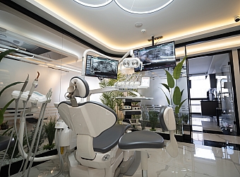 Meydan Diş Kliniği Trabzon | Modern Diş Tedavisi ve Estetik 2