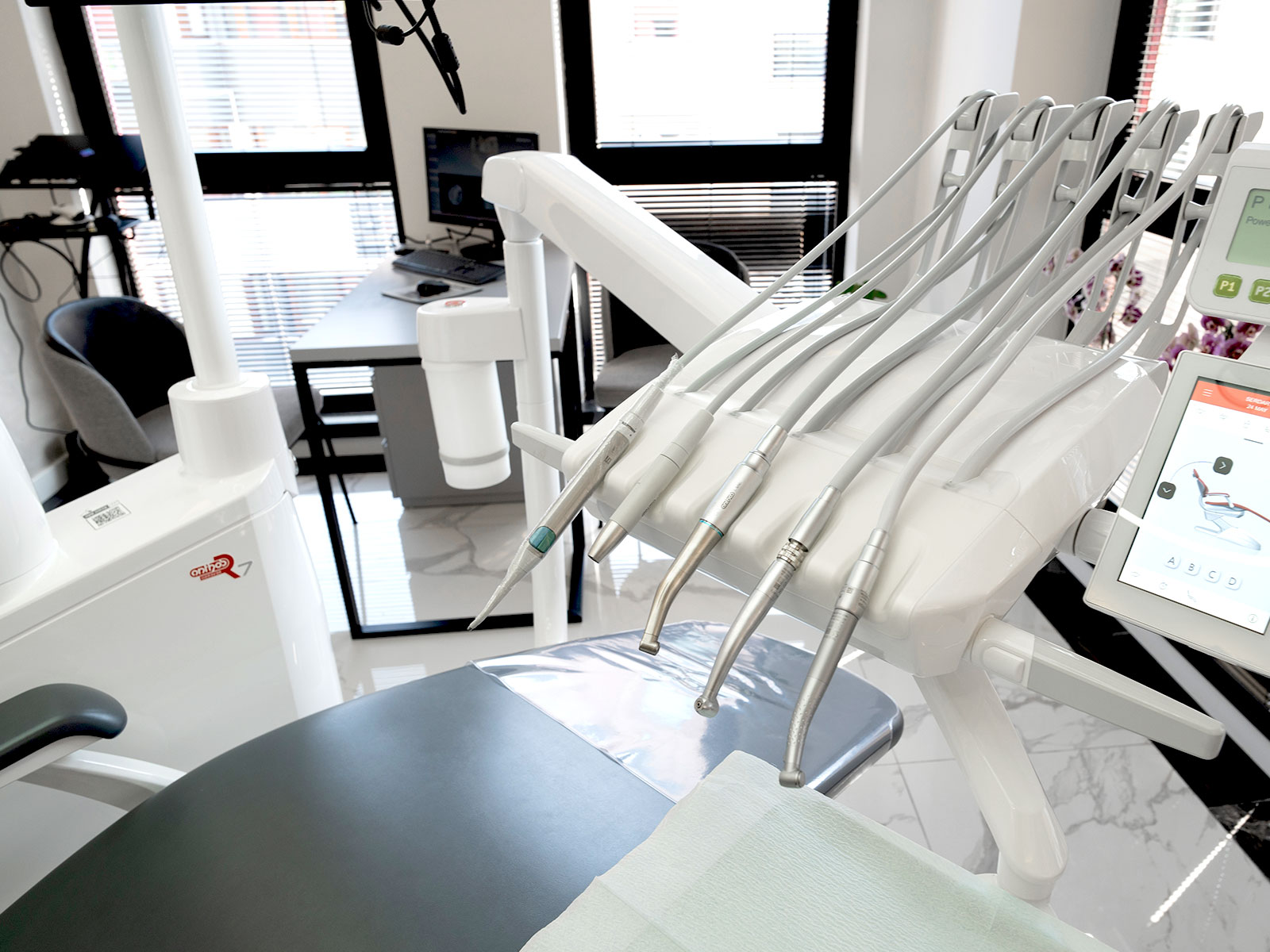 Meydan Diş Kliniği Trabzon | Modern Diş Tedavisi ve Estetik Meydan Diş Kliniği Trabzon | Modern Diş Tedavisi ve Estetik